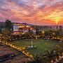 The Golden View Farm & Resort