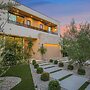 Amestoy Modern: Stunning 4BR Estate With Theater & Gym