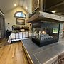 Luxury Gold Miner Cottage Walk to Britt