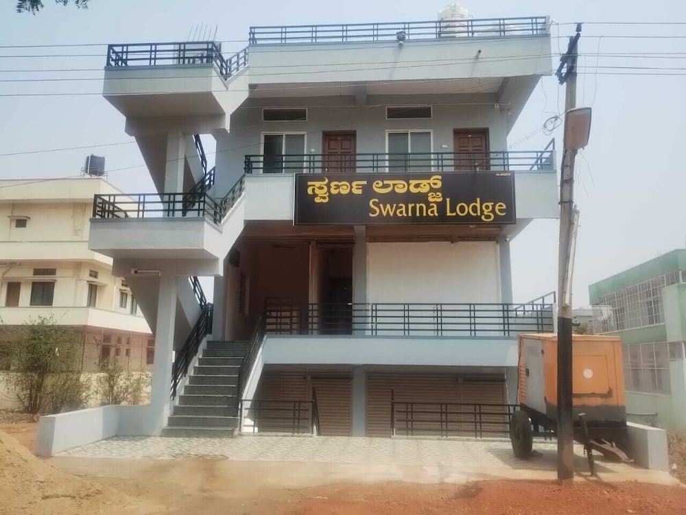 Swarna Lodge