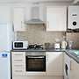 Lux Apartment in Gatwick