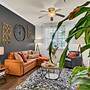 Modern 2BR 2BA w King Bed Pools Gym 1