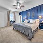 Vibrant 2BR 2BA w King Bed Pool Gym 11