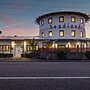 Headlands Hotel