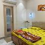 Lalit Villa Luxury Geeta Niwas