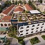 Three Corners Hotel