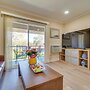 Walkable Pleasanton Condo Near Downtown w/ Balcony