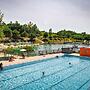 Getaway Near Monclar Lake With Pool