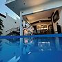 Hotel 305