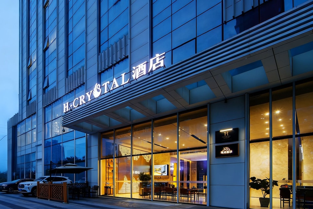 H Crytal Hotel (Jinma Road, Dalian Development Zone)