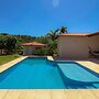 Casa de Campo Ampla com Piscina e Churrasqueira