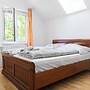 Cozy Room With Shared Garden Access