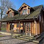 Villa With Sauna & Tub