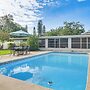 Steps to Bayshore Blvd! Snowbird Retreat w/ Pool