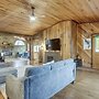 Great for Groups! Spacious Melcroft Home w/ Deck