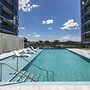 Lovely Sunny 2-bedroom Apartment With Pool and Gym