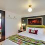 3 Mi to Downtown Spokane! Cozy Couples Retreat