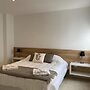 CB Mona Suites