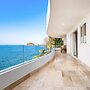 Dreamy Coastal Condo With Amazing Ocean Views, Pool & Pool spa