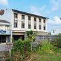 Colletion O near Living Plaza Cirebon fo