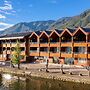 Lugu Lake And share resort hotel