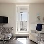 Seafront Apartment With Balcony Panoramic Views