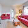 Walk to Old Town Saginaw! Charming Retreat w/ Yard