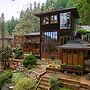 Lumbermill Modern - Zen Sanctuary Near U Of O 3 Bedroom Home