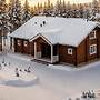 Charming Lapland Villa With Mountain Views and Private Sauna