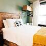 Dundas and Brock Suites