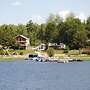 Mowat Landing Cottages