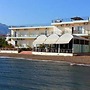 Artemis Hotel