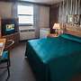 Curtis Gordon Motor Hotel