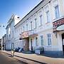 U Zolotykh Vorot Hotel