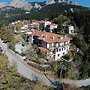 Kroupi Hotel