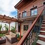 Polys Guest House
