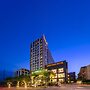 Muong Thanh Luxury Nhat Le Hotel