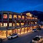 Kaslo Hotel
