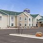Cobblestone Hotel & Suites – Pulaski/Green Bay