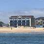 Misquamicut Beach Front Inn
