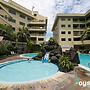 Coral Bay Resort