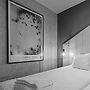 Hotel With Urban Deli