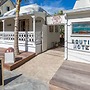 Le Temps des Cerises Hotel Beach