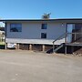 Bentley Waterfront Motel & Cottages