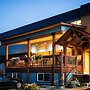 Raging Elk Adventure Lodging