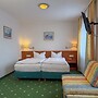 Hotel-Restaurant Dechbettener Hof