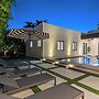 Villa Grace by Rove Travel Home W/pool & Jacuzzi