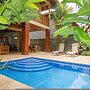 Villa del Sol Steps to Dominical Beach w Private Pool
