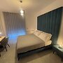 Gheloi Room