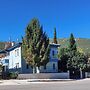 Tranquil 3-bedroom House in Eğirdir With Stunning Views